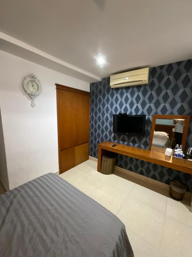 Bunny - Valentine Hotel - Bui Vien Street ホーチミン市 エクステリア 写真